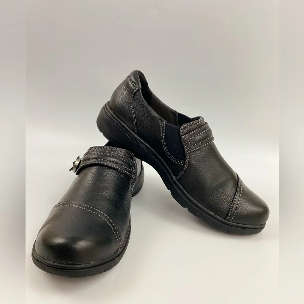 Clarks Carleigh Pearl Loafers - Picture 12 of 12